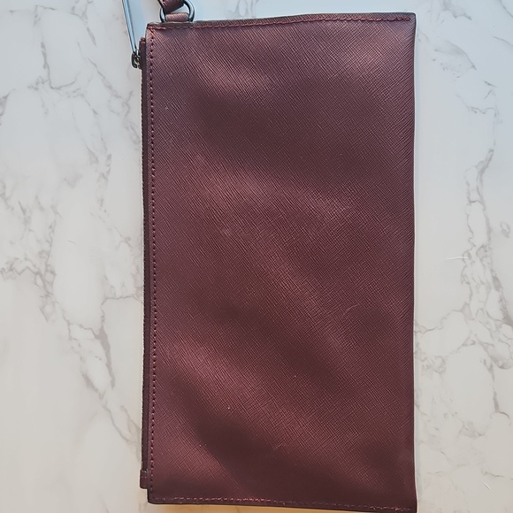 Michael Kors Maroon Saffiano Leather Gunmetal Studded Wristlet Wallet Purse - Picture 6 of 8